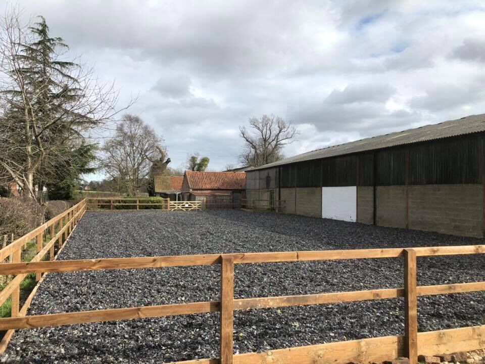 Facilities Hall Farm Livery